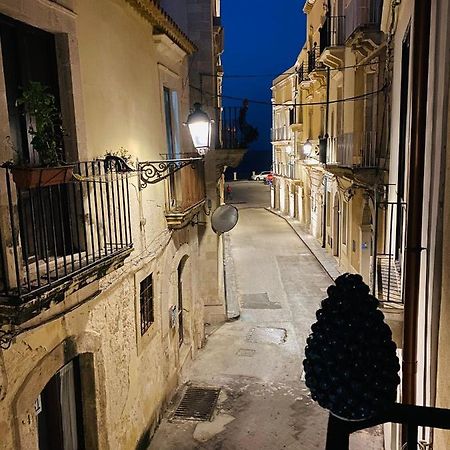 ホテル Casa 68 Ortigia シラクーサ エクステリア 写真